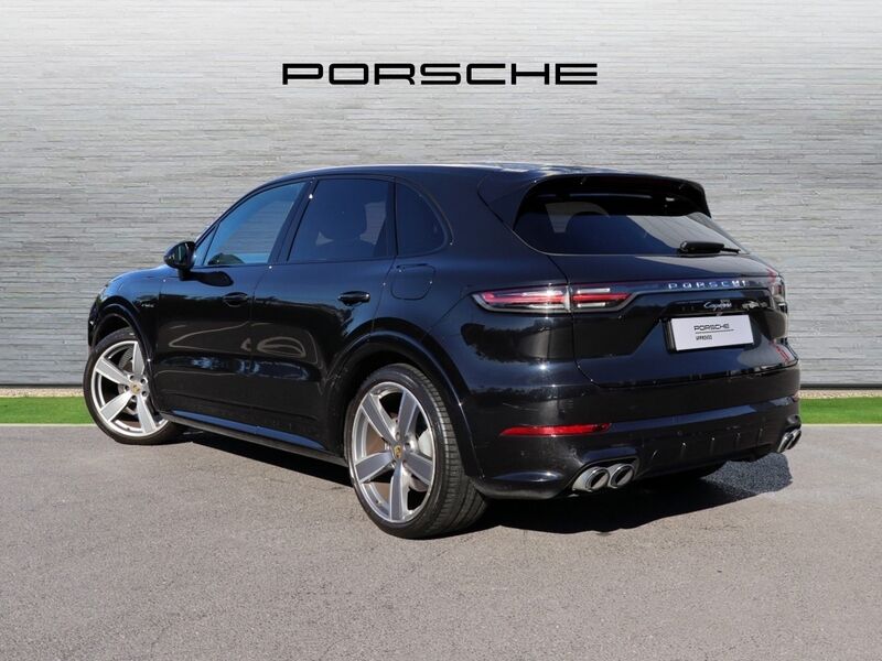 More views of Porsche Cayenne