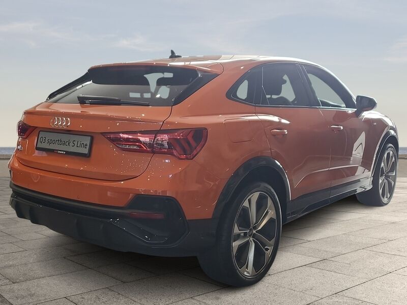 More views of Audi Q3