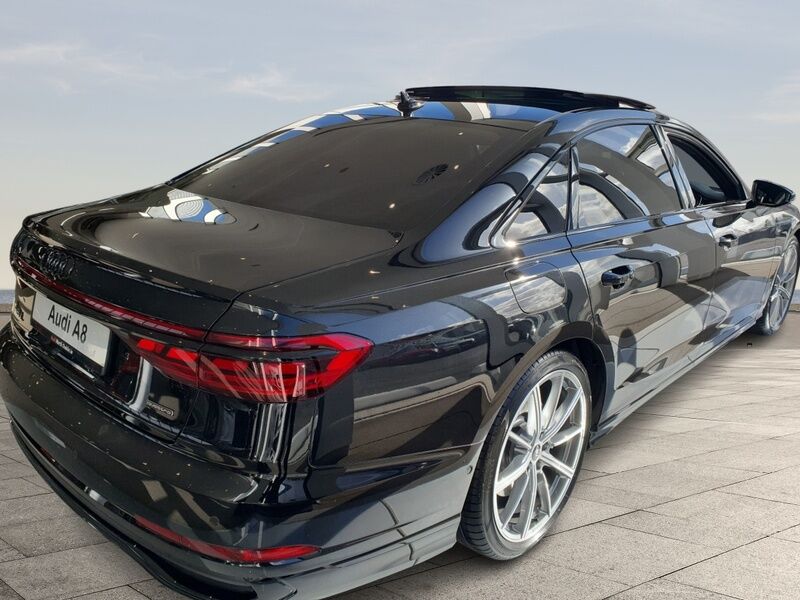 More views of Audi A8