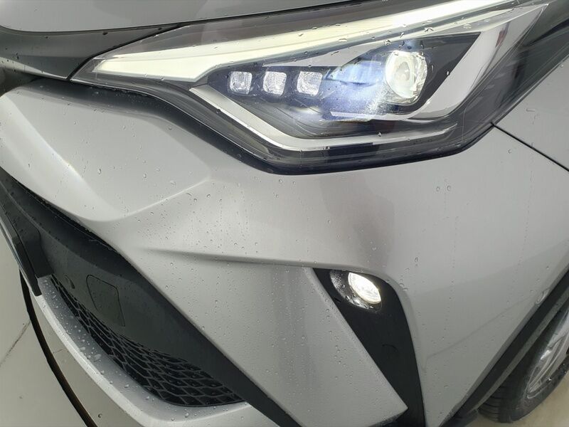 More views of Toyota C-HR