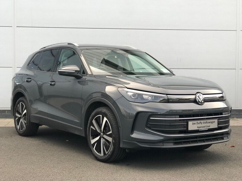 More views of Volkswagen Tiguan