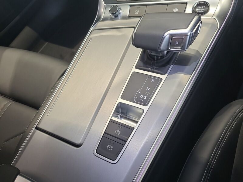 More views of Audi A6 Avant