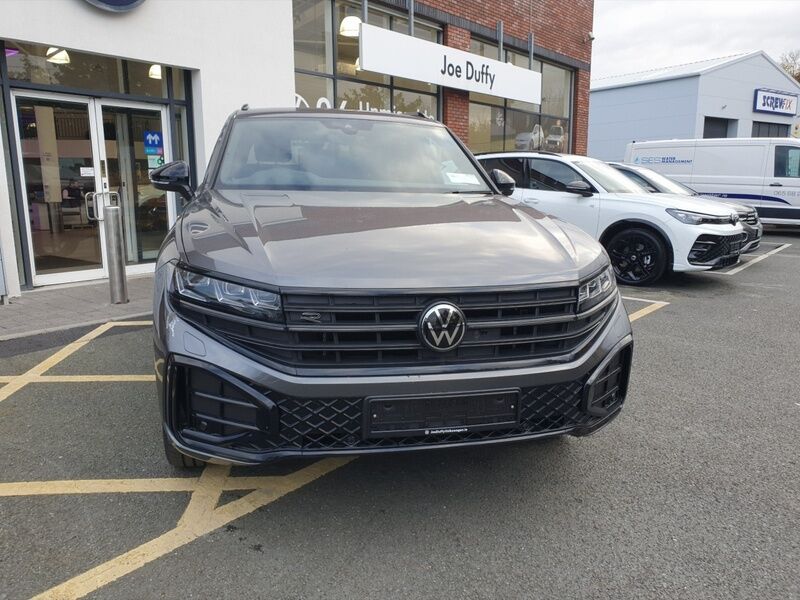 More views of Volkswagen Touareg