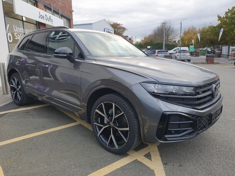 More views of Volkswagen Touareg