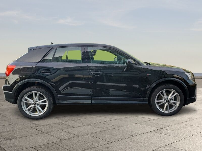 More views of Audi Q2