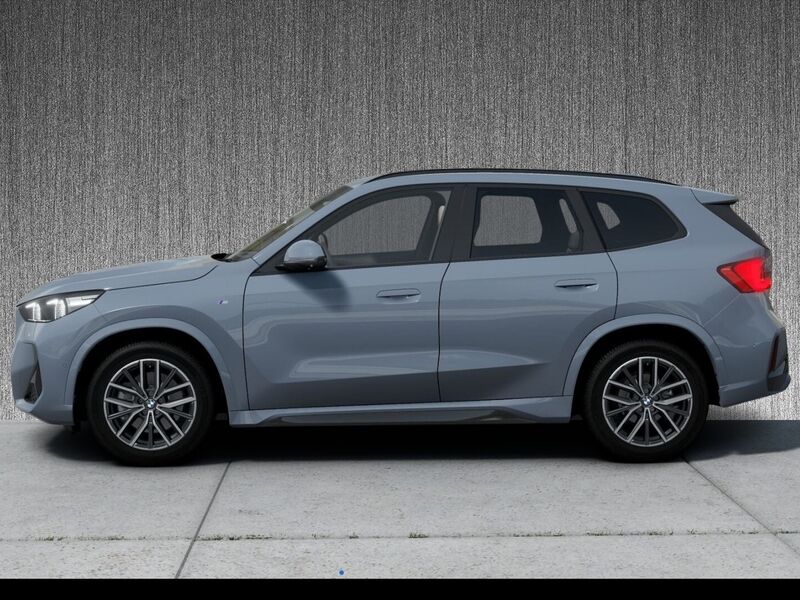 More views of BMW X1