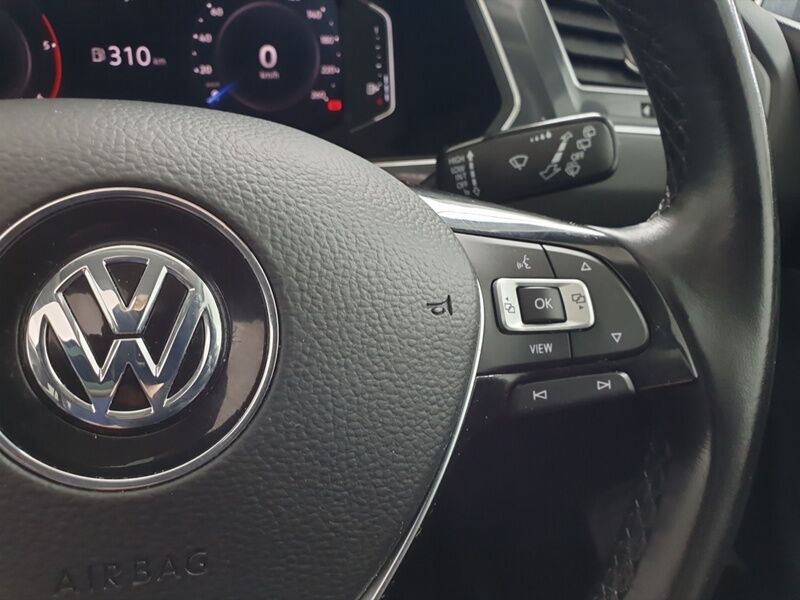 More views of Volkswagen Tiguan