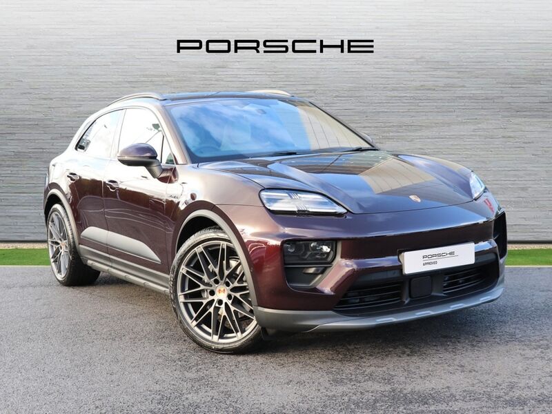 More views of Porsche Macan