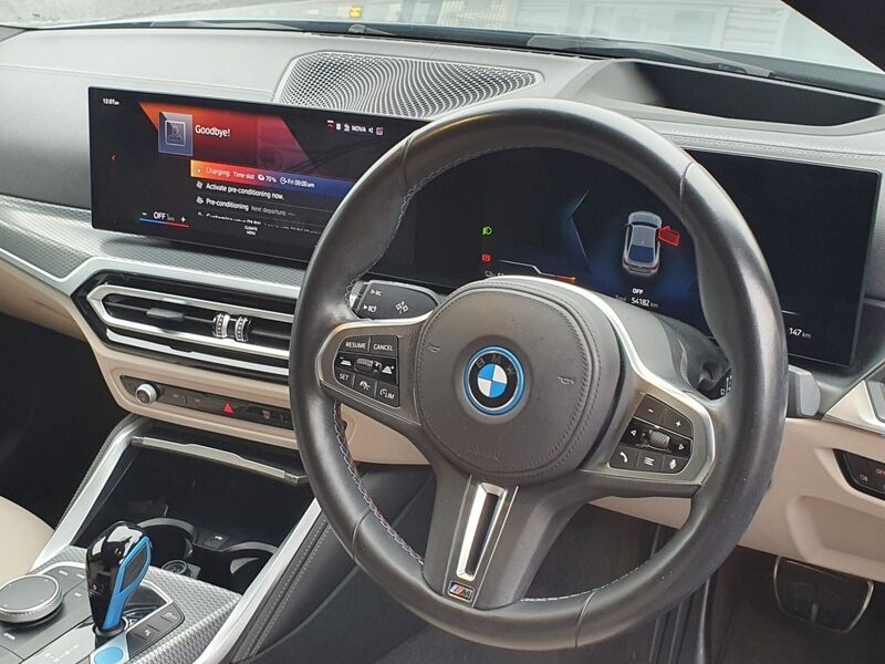 More views of BMW i4