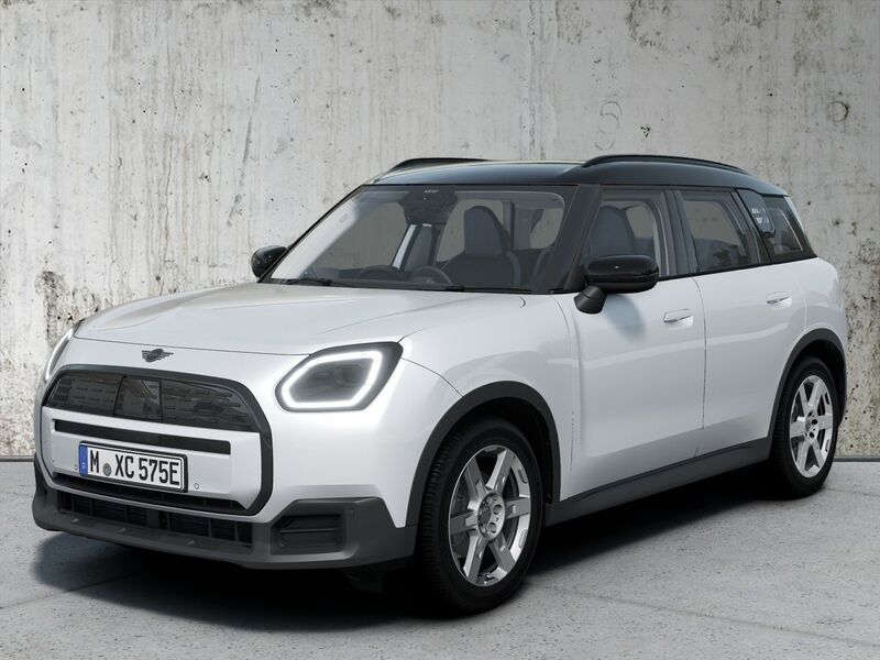 More views of MINI COUNTRYMAN