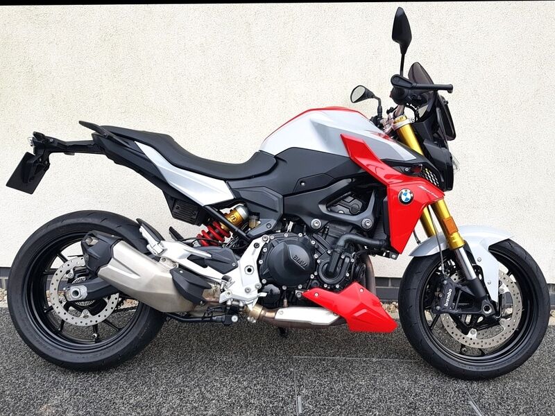 More views of BMW F900R