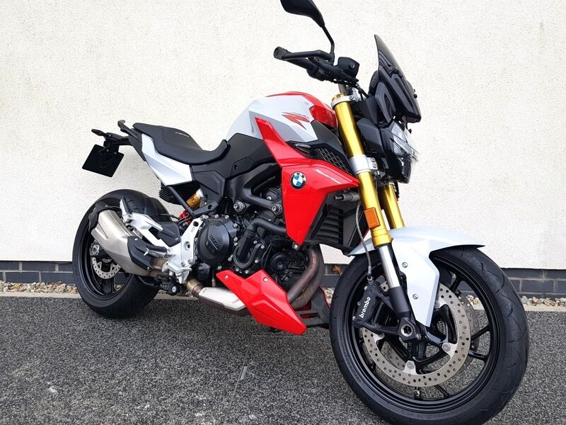 More views of BMW F900R