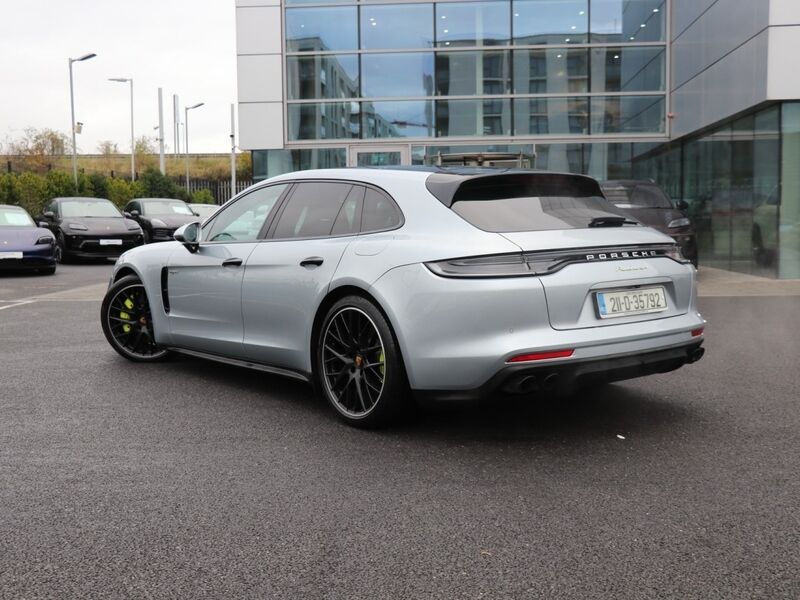 More views of Porsche Panamera