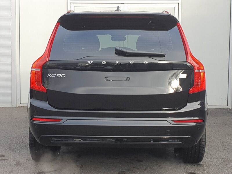 More views of Volvo XC90