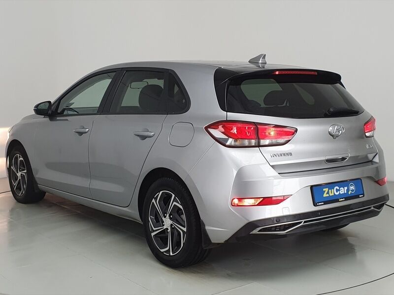 More views of Hyundai i30