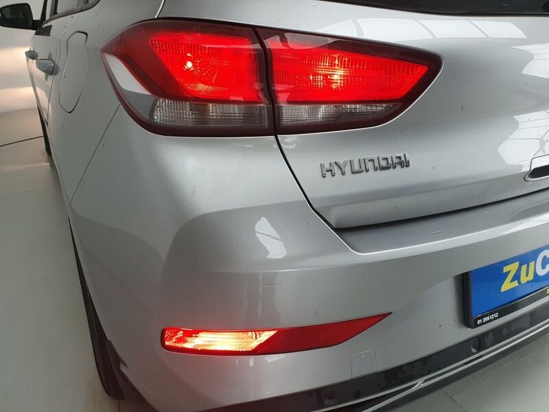 More views of Hyundai i30