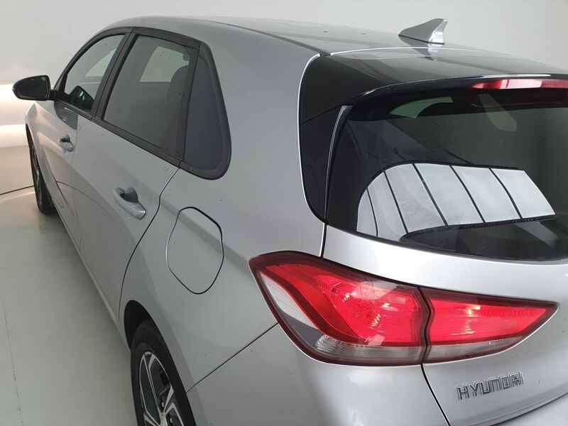 More views of Hyundai i30