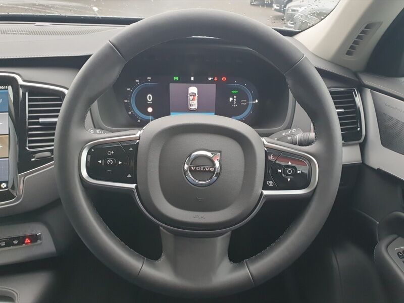 More views of Volvo XC90