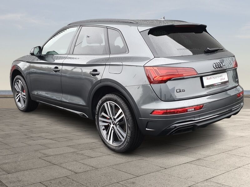 More views of Audi Q5