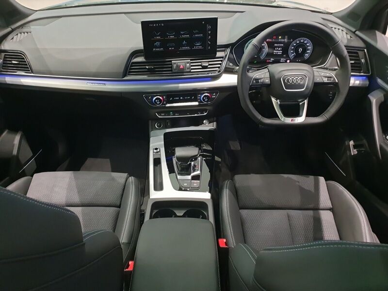 More views of Audi Q5