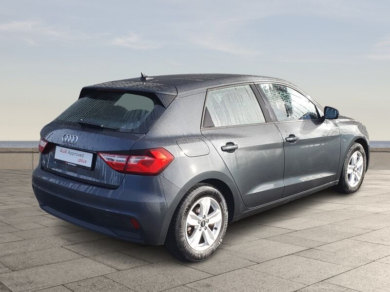 More views of Audi A1