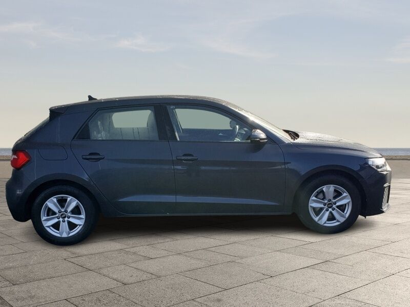 More views of Audi A1