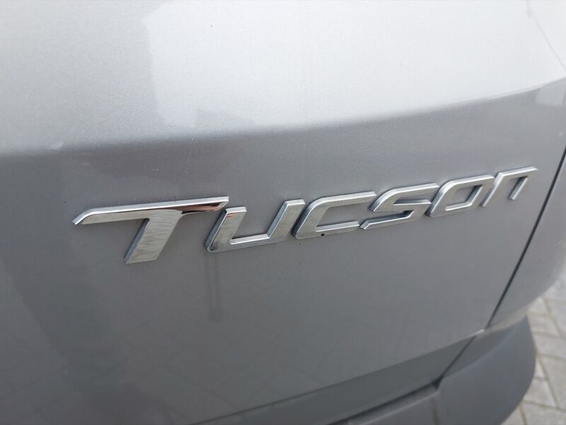 More views of Hyundai Tucson