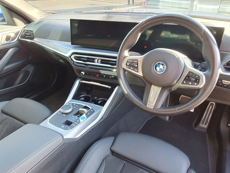 More views of BMW i4