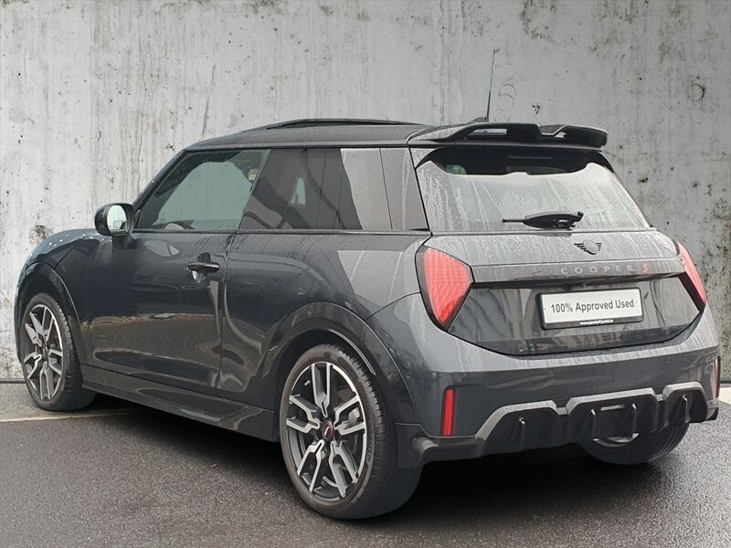 More views of MINI Hatch