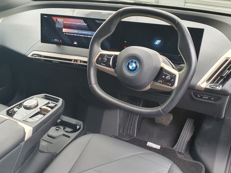 More views of BMW iX