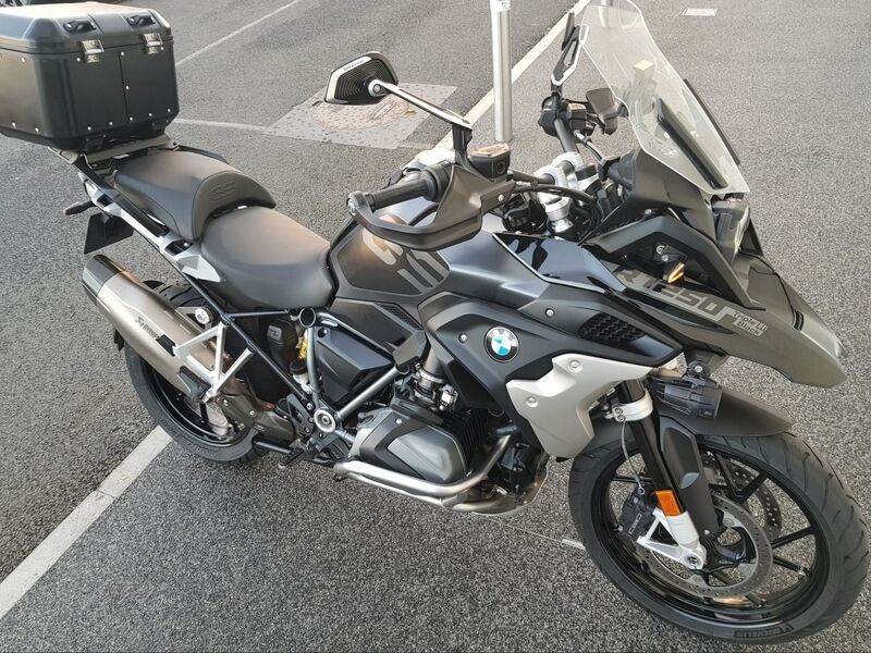 More views of BMW R1250