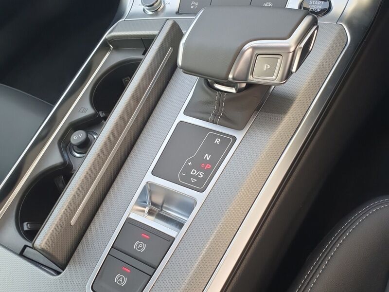 More views of Audi A6