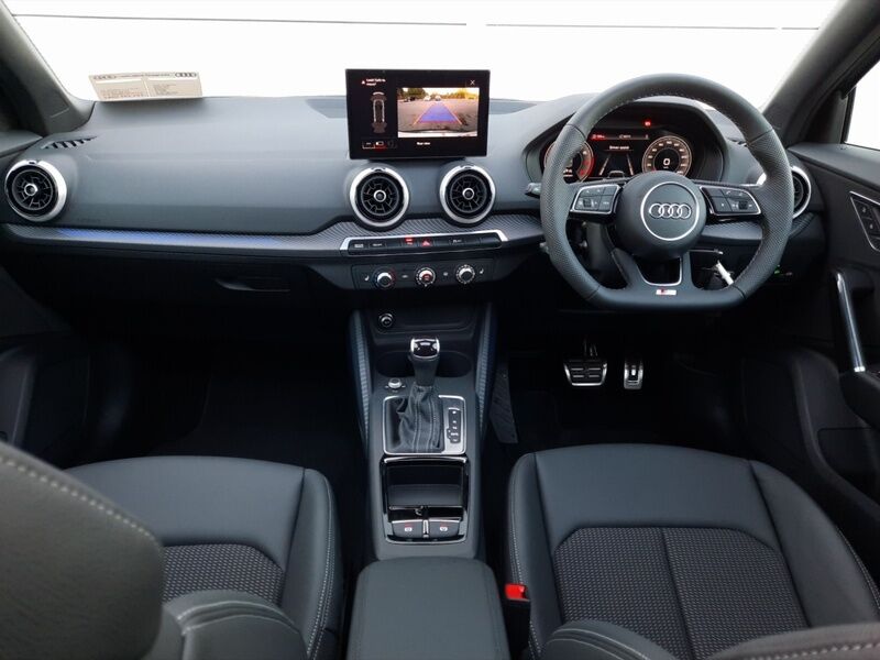 More views of Audi Q2