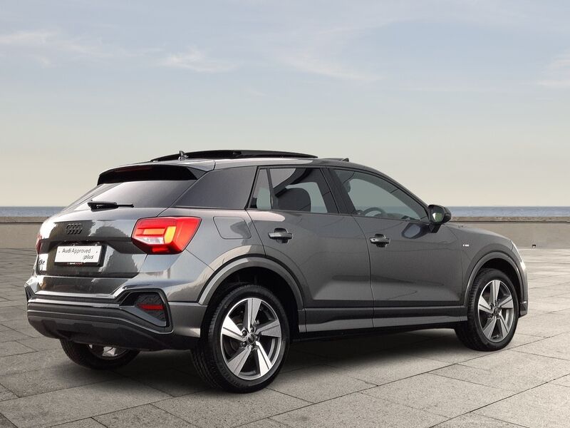 More views of Audi Q2