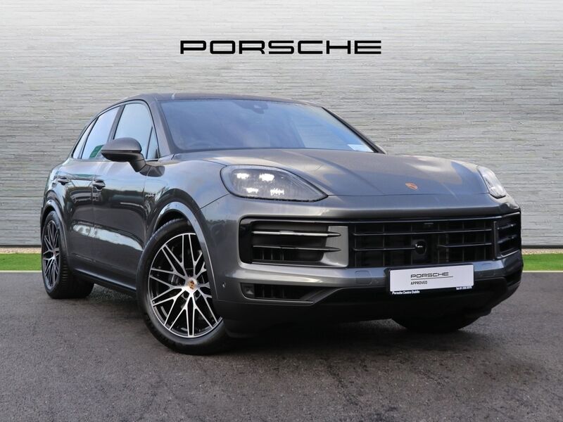 More views of Porsche Cayenne