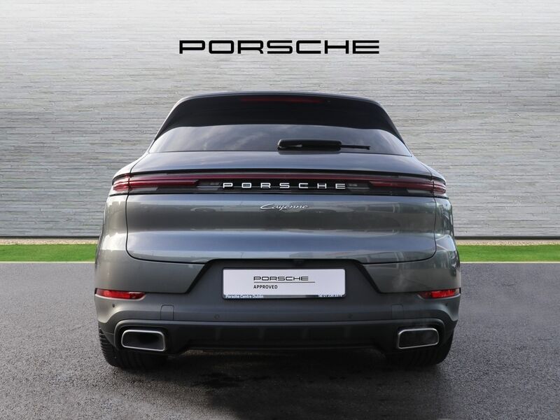 More views of Porsche Cayenne