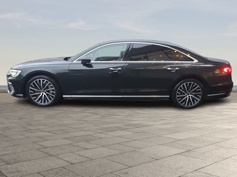 More views of Audi A8