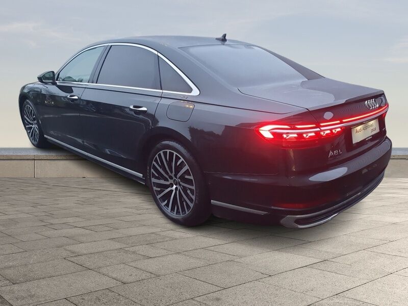 More views of Audi A8