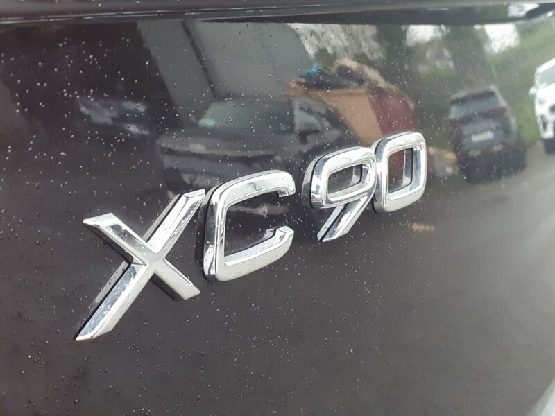 More views of Volvo XC90