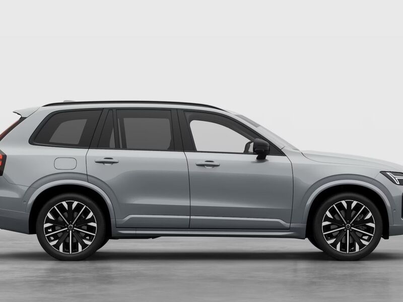 More views of Volvo XC90