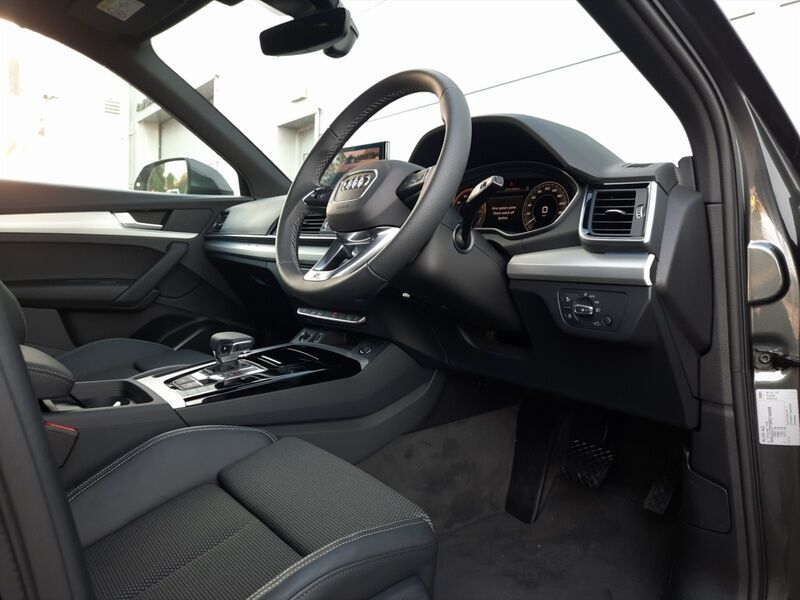 More views of Audi Q5