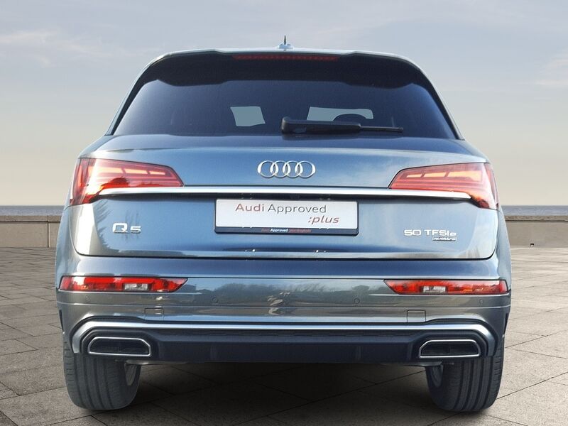 More views of Audi Q5