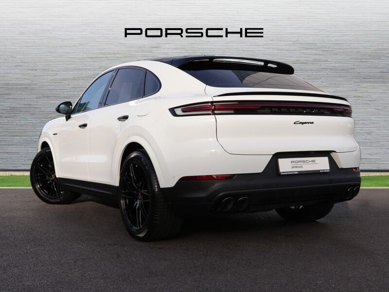 More views of Porsche Cayenne