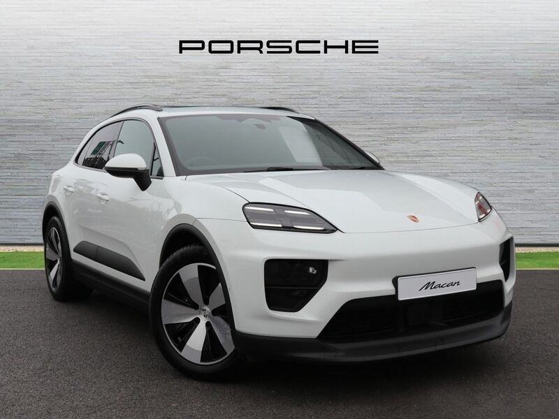 More views of Porsche Macan