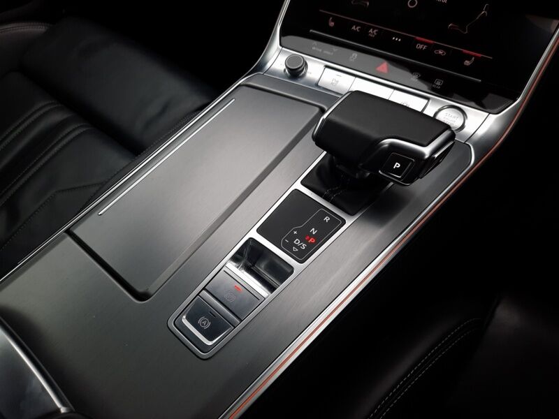 More views of Audi A7