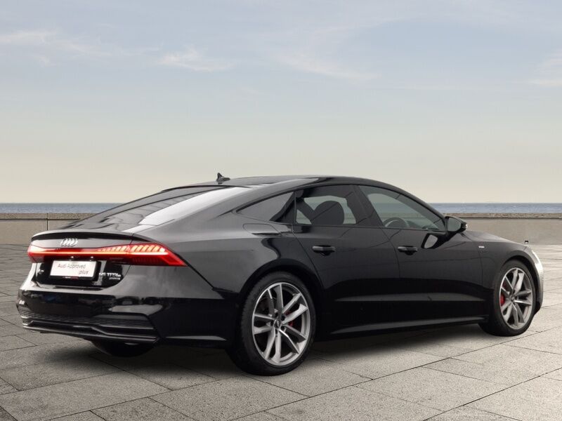 More views of Audi A7