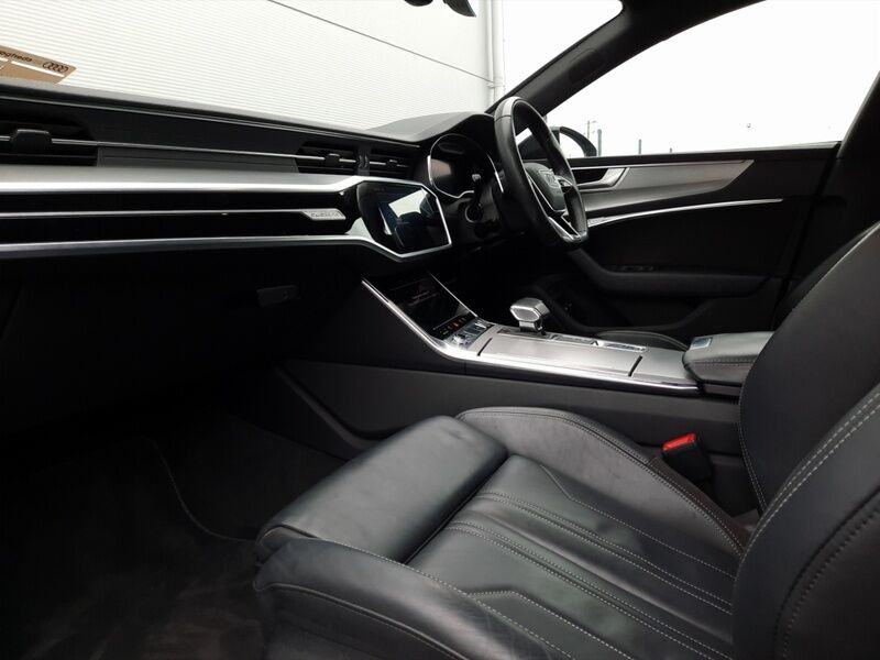 More views of Audi A7