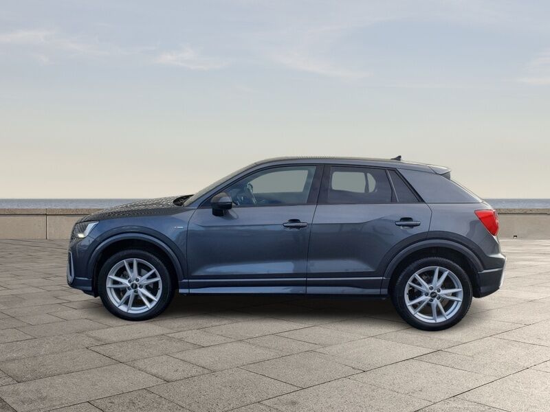 More views of Audi Q2