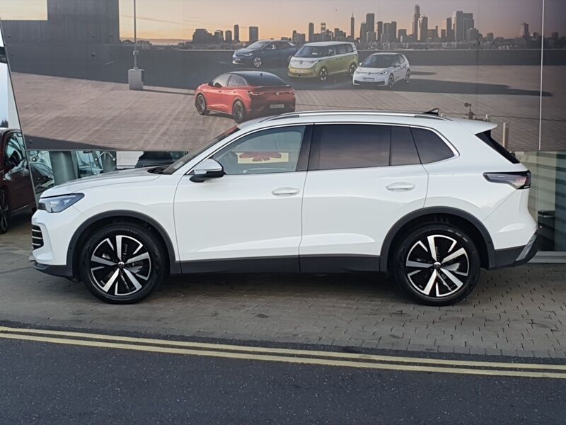 More views of Volkswagen Tiguan