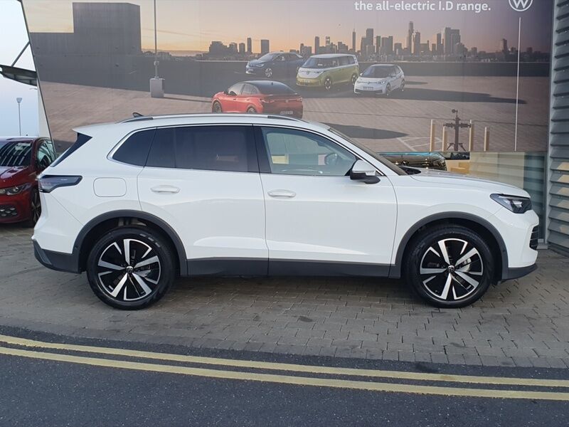 More views of Volkswagen Tiguan